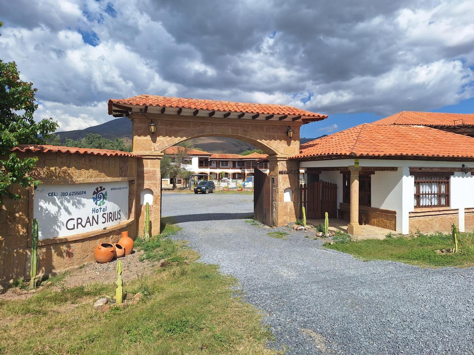 Hotel Gran Sirius Sachica Exterior photo