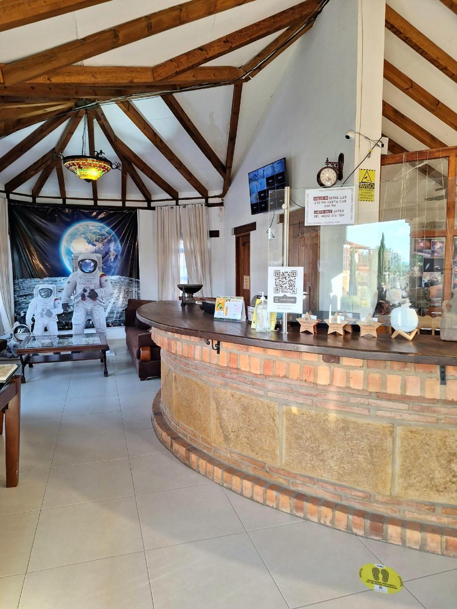 Hotel Gran Sirius Sachica Exterior photo